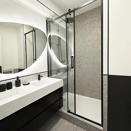 Lägenhet Pop Art & Vibrant Parisian Flat Paris