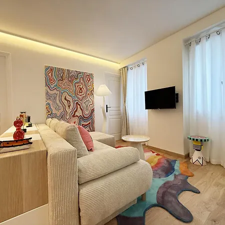 Apartament Pop Art & Vibrant Parisian Flat Paryż
