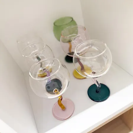 Pop Art & Vibrant Parisian Flat *