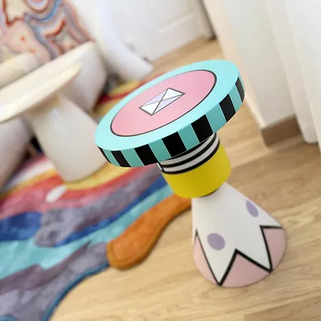 شقة Pop Art & Vibrant Parisian Flat *