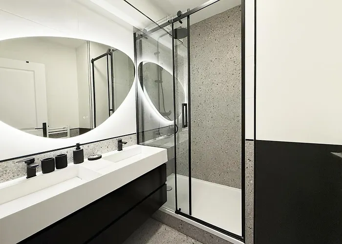 Lägenhet Pop Art & Vibrant Parisian Flat Paris