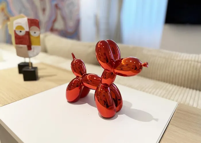 Pop Art & Vibrant Parisian Flat * Paris