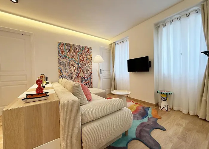 Lägenhet Pop Art & Vibrant Parisian Flat Paris